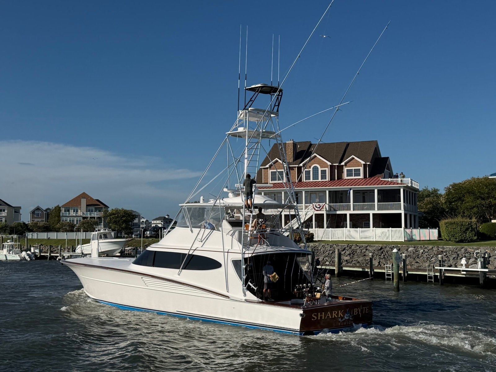 SharkByte entering Sunset marina after day 5 fishing.